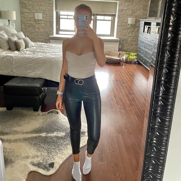 Meet your Posher, Maddy - Picture 2 of 6